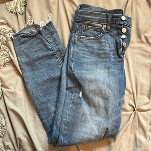 Gap denim true skinny jeans, size 6/28, blue color